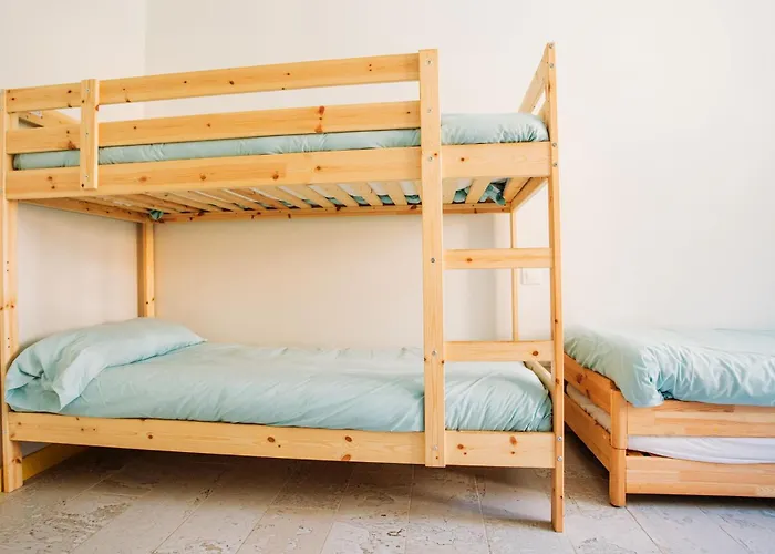 Surfing San Vicente Ii