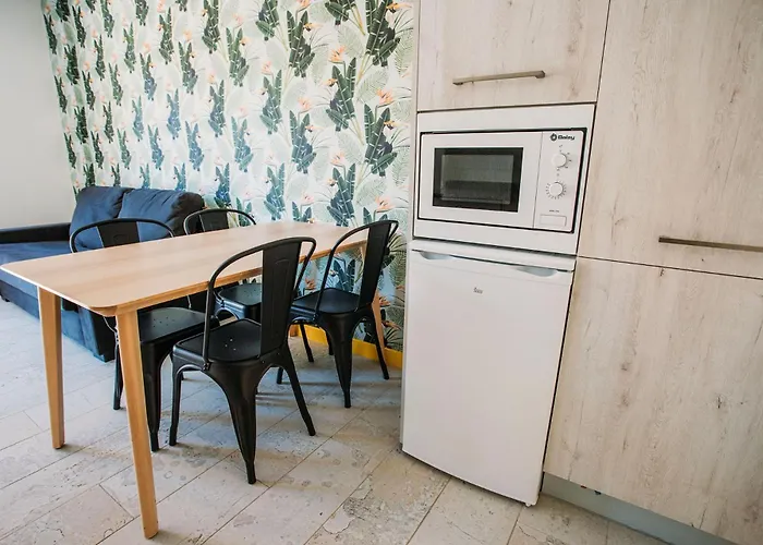 Surfing San Vicente Ii