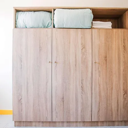 Surfing San Vicente Ii *