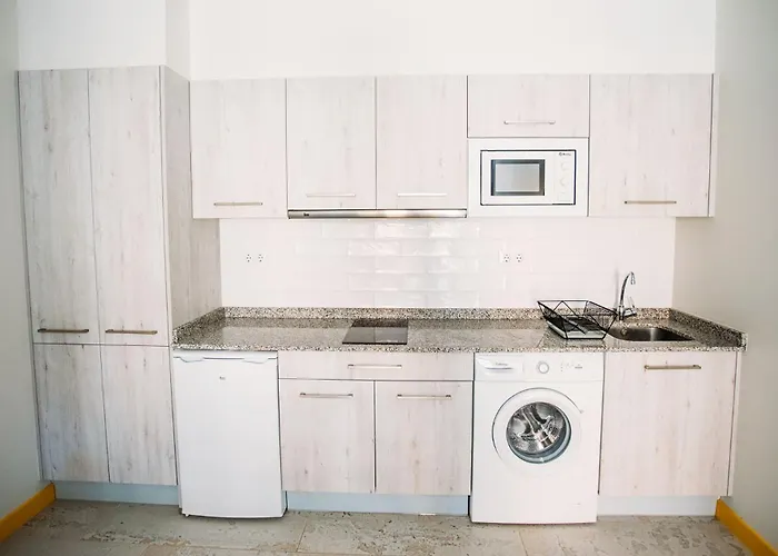 Surfing San Vicente Ii San Vicente De La Barquera