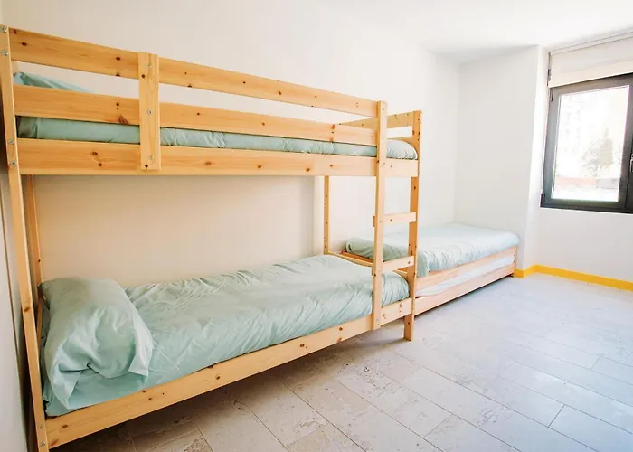 Surfing San Vicente Ii